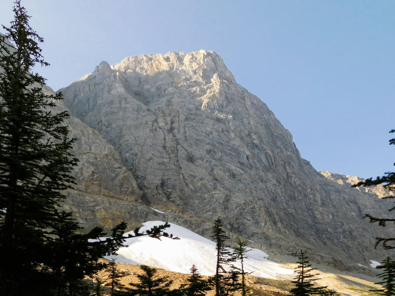 Limestone Peak 2878 m